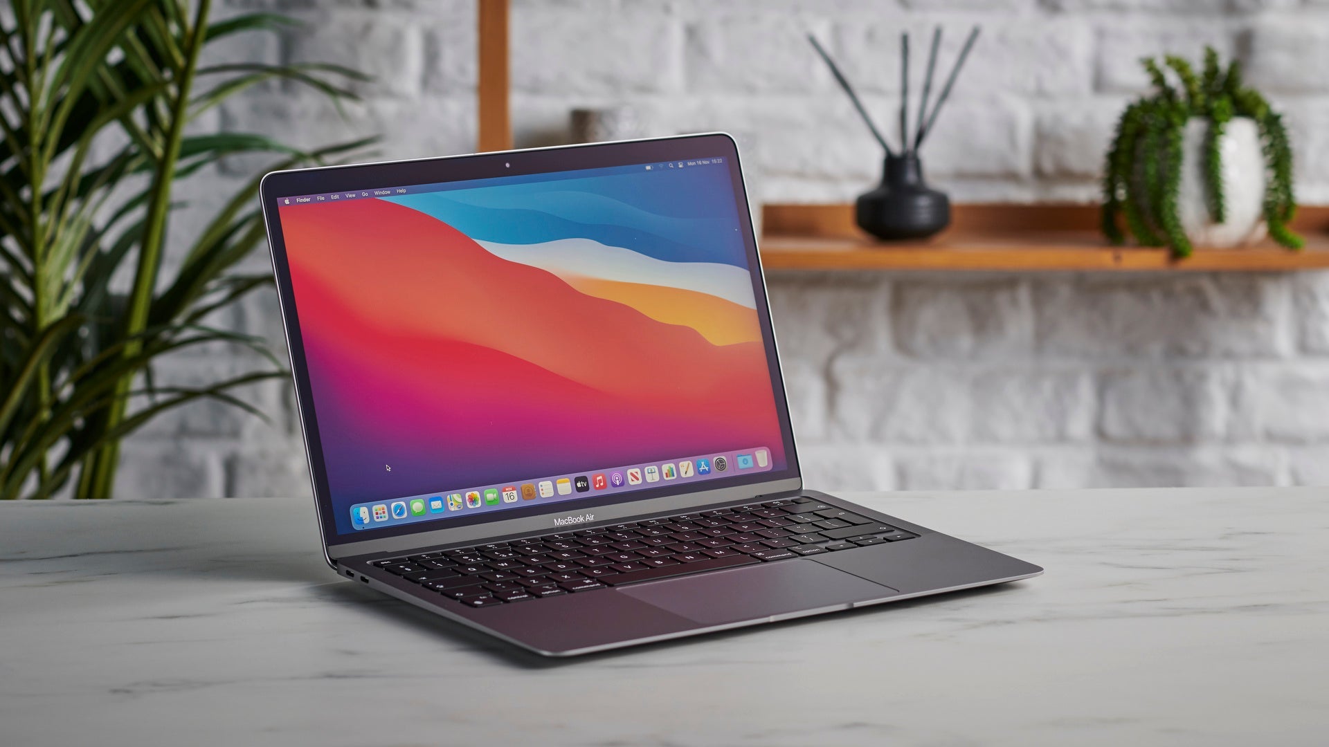 MacBook Air 2020 M1 | iApples | Apple Devices 